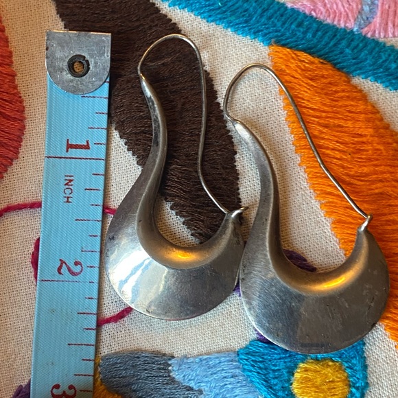 🌴Vintage Sterling Silver Modernist Hoop Earrings - Picture 4 of 4